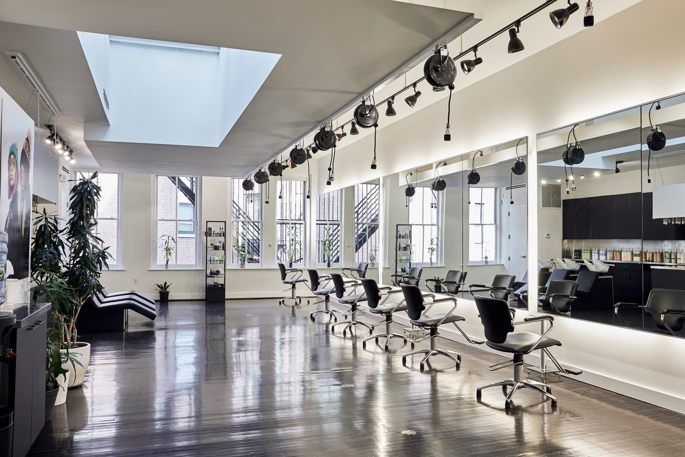 Boston salon — 2